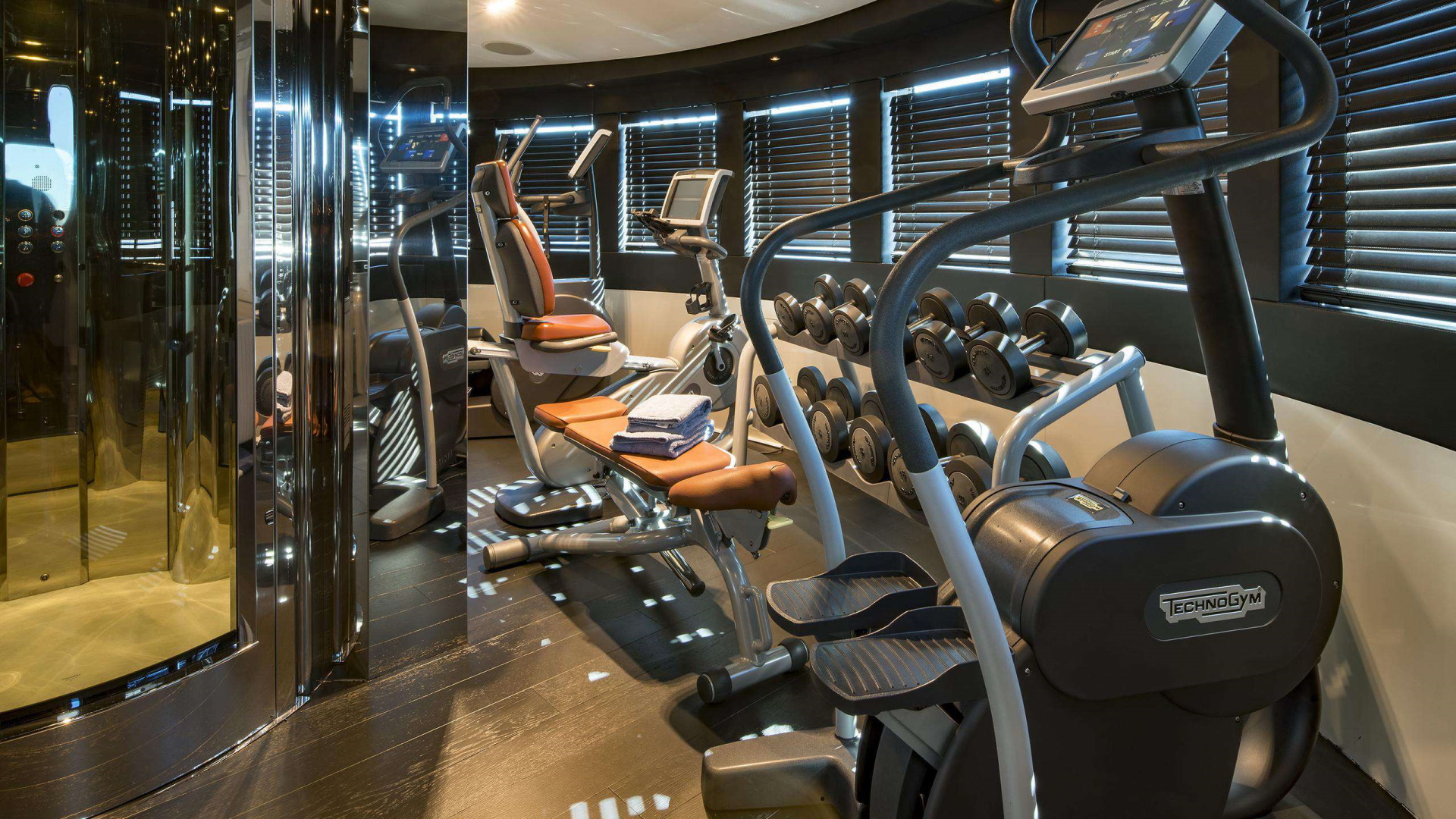 rarity yacht charter gym equipment