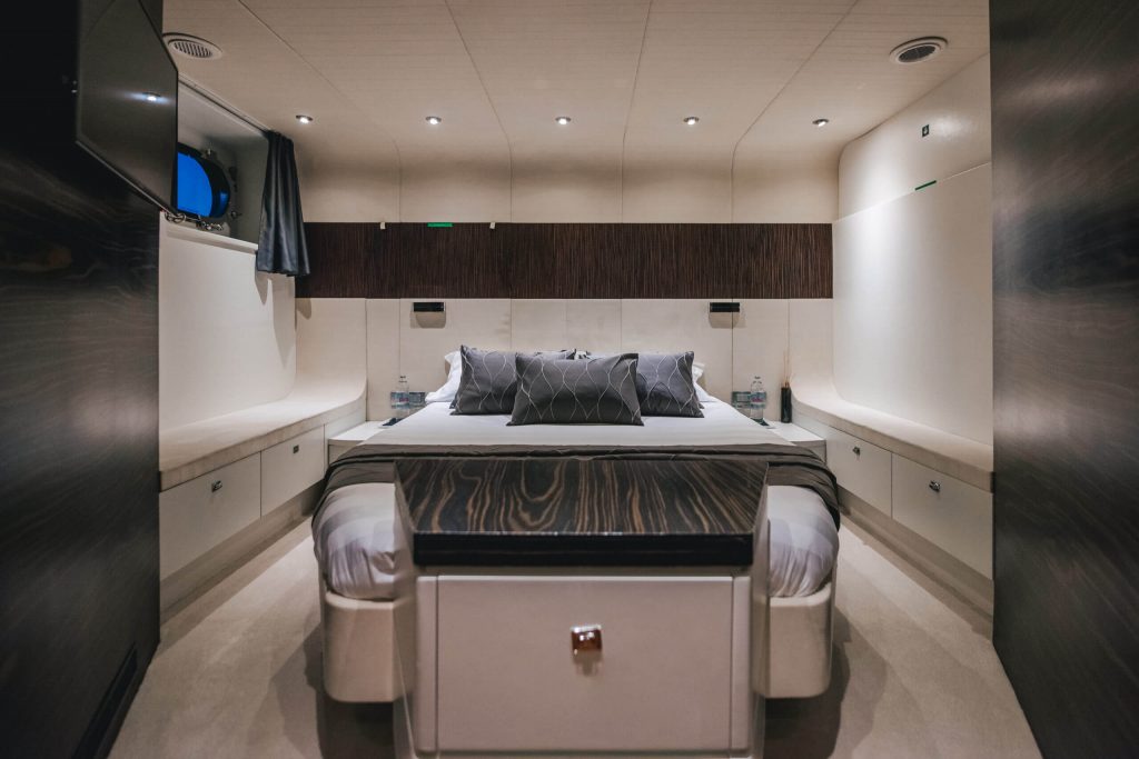 one blue yacht charter vip cabin