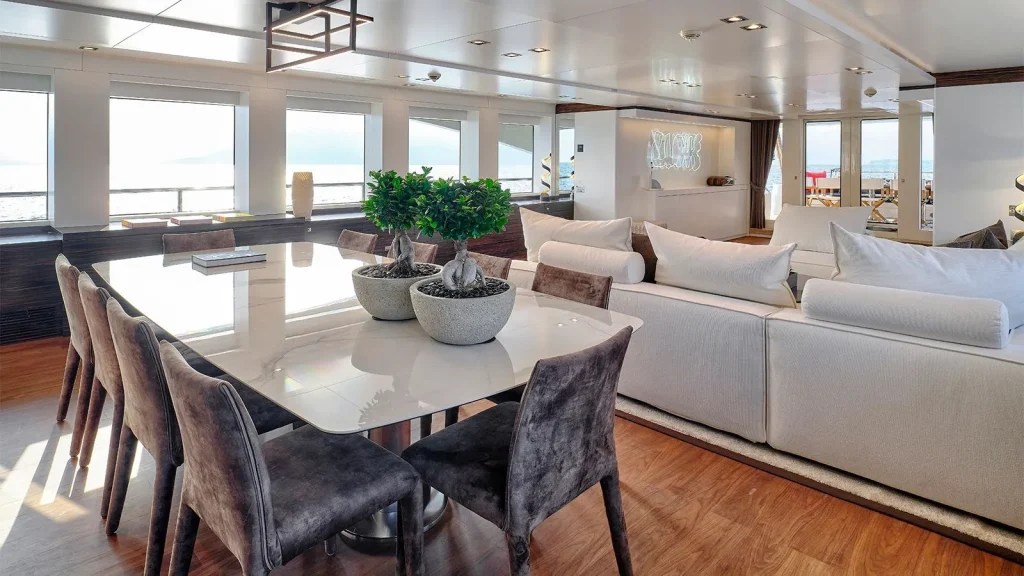 africa i yacht charter dining table