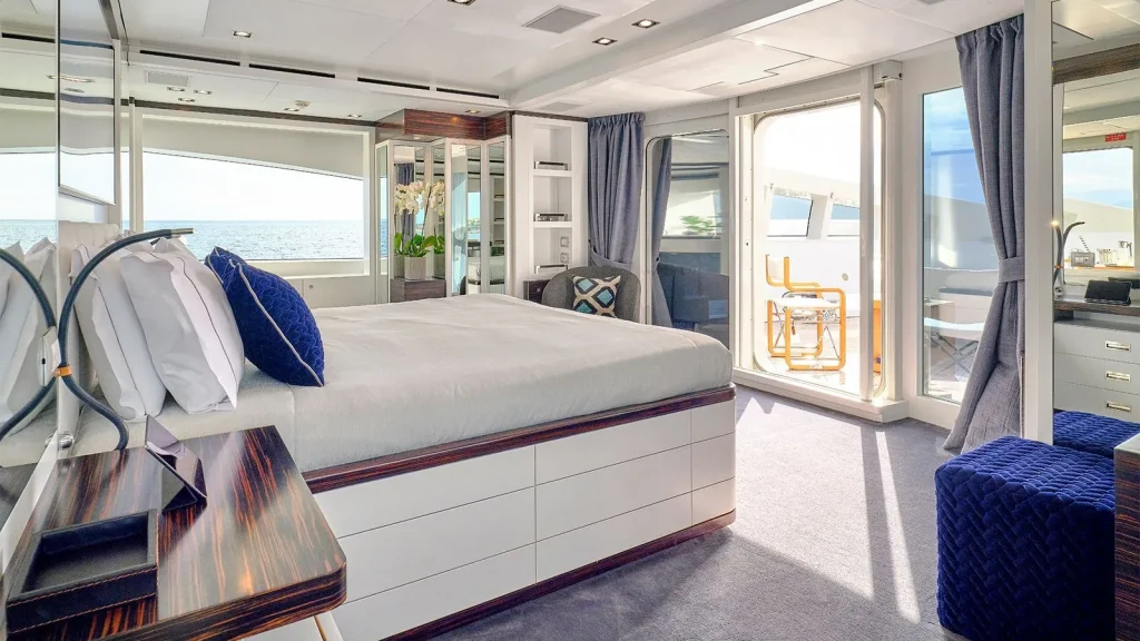 africa i yacht charter master suite