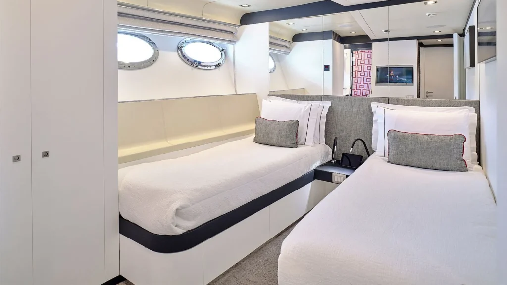 africa i yacht charter twin cabin