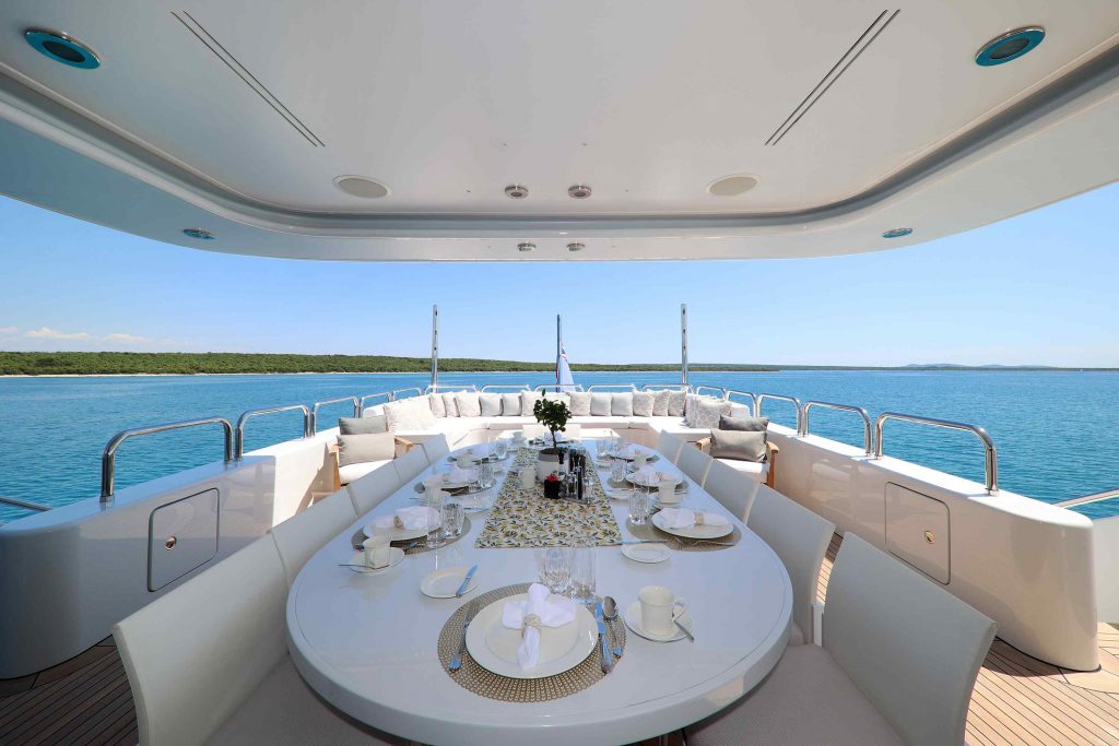 Alalya Yacht Charter bridge deck dining
