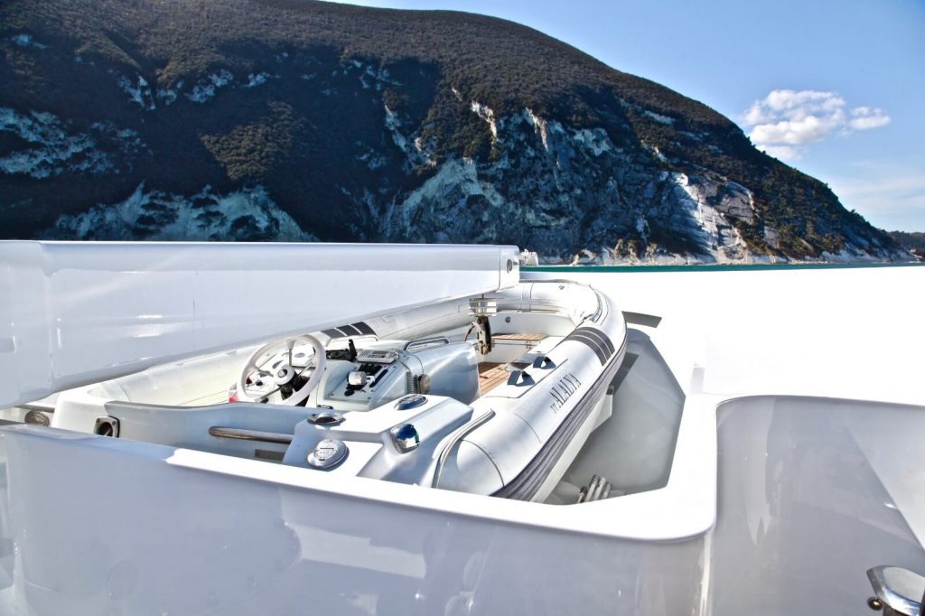 alalya yacht charter chase boat