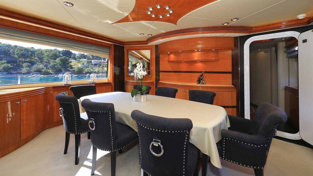 Baby I Yacht Charter dining table