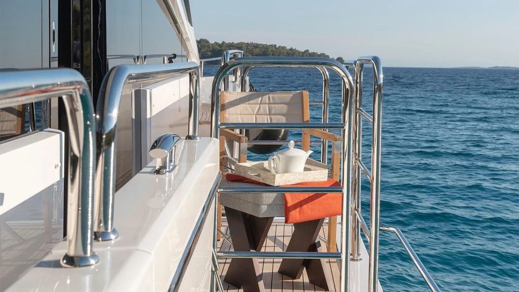 hunky dory yacht charter fold down balcony