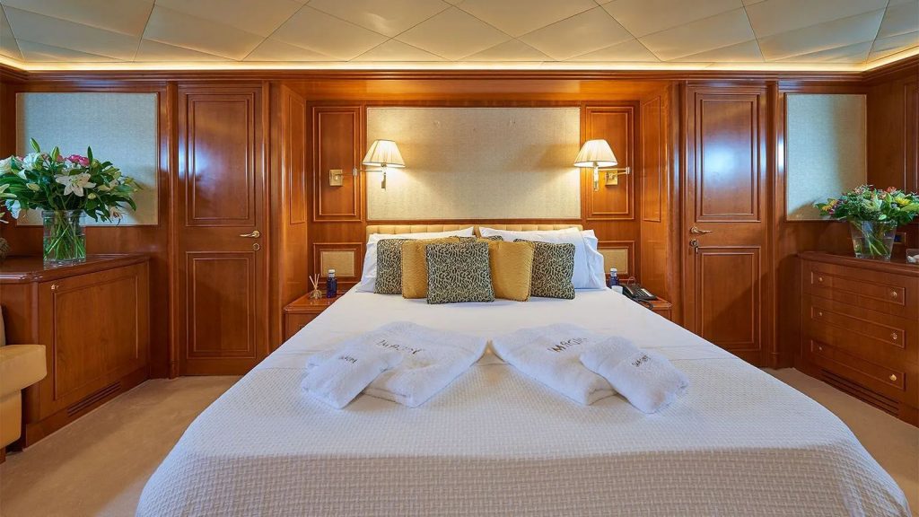 imagine yacht charter master suite