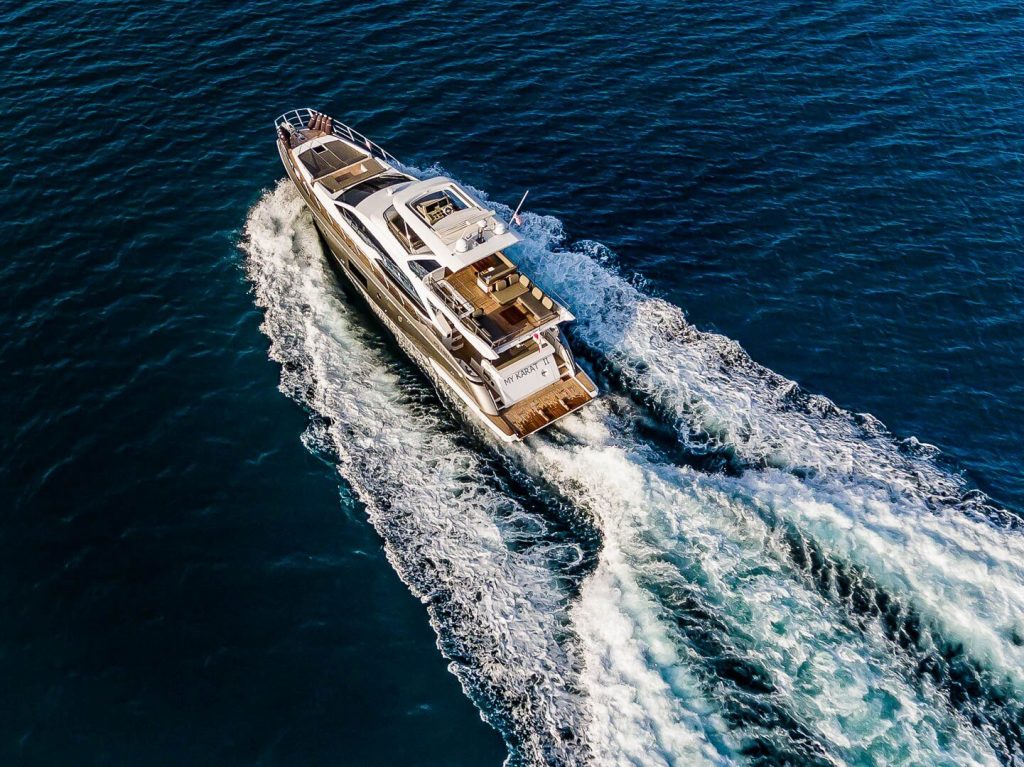 karat II yacht charter speeding in the open sea