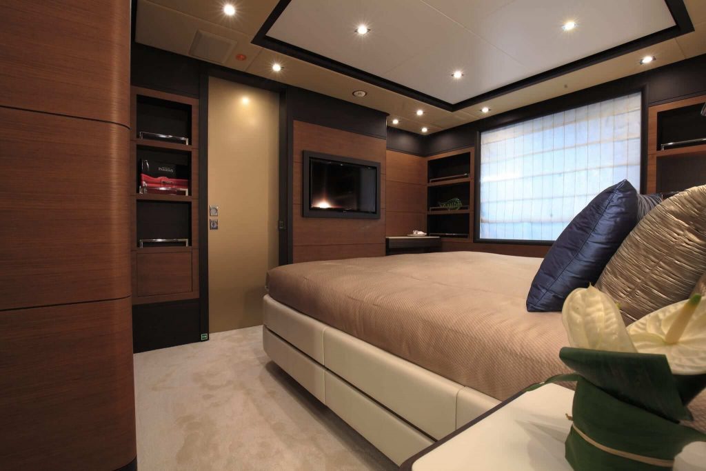 lady mrd yacht charter guest cabin view