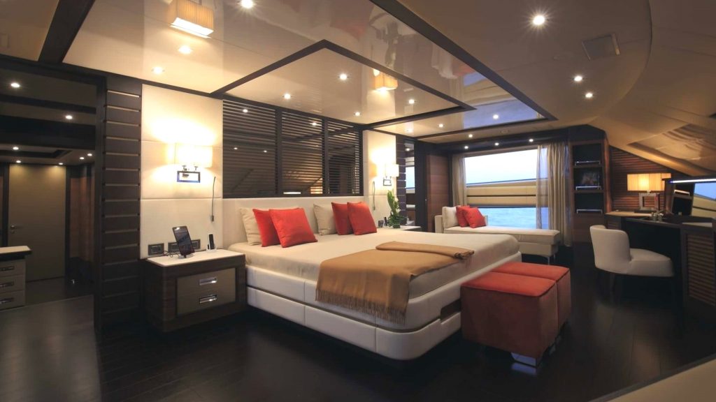 lady mrd yacht charter master suite