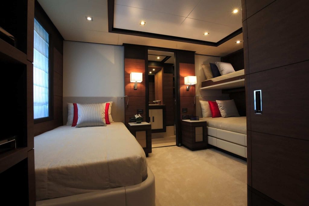 lady mrd yacht charter twin cabin