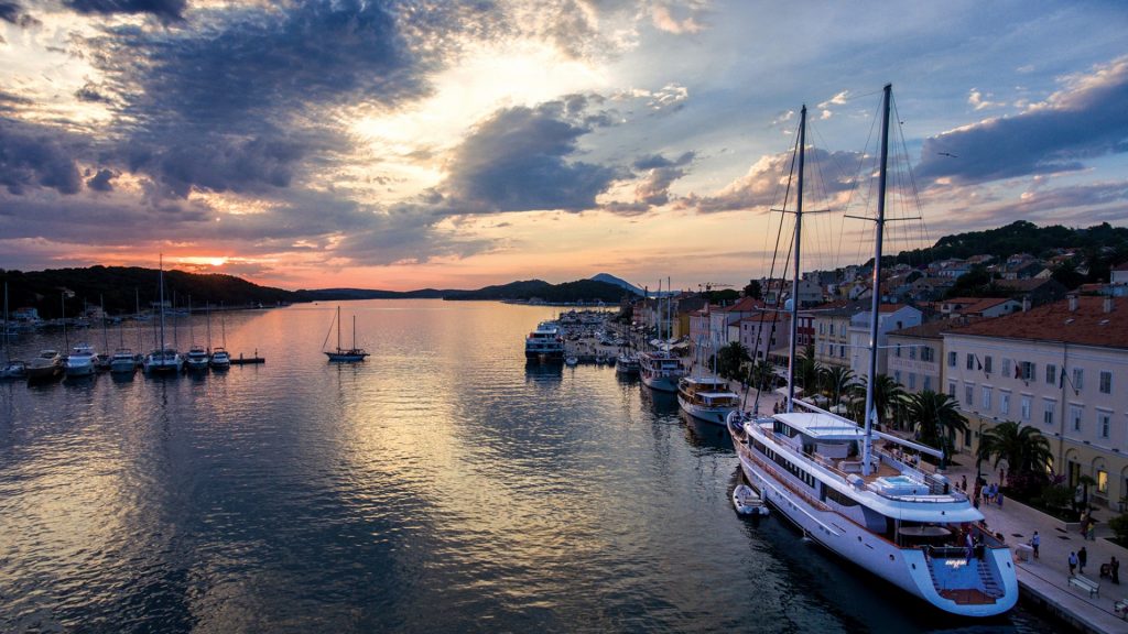 aiaxaia yacht charter berthed in croatia