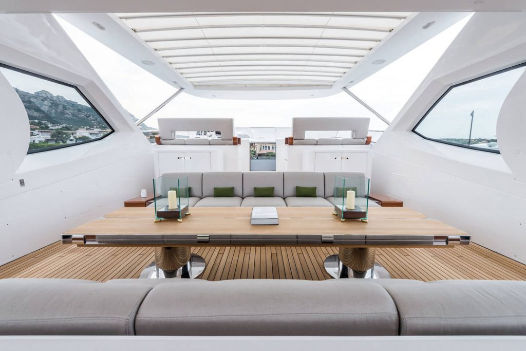 heed yacht charter flybridge lounge area