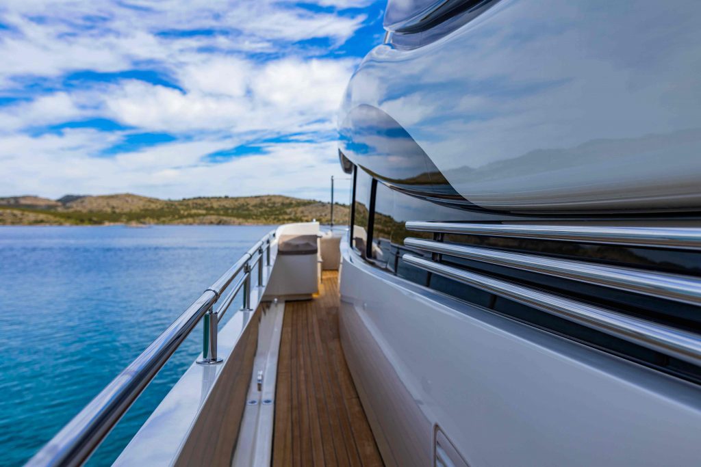 Novela Yacht Charter side deck