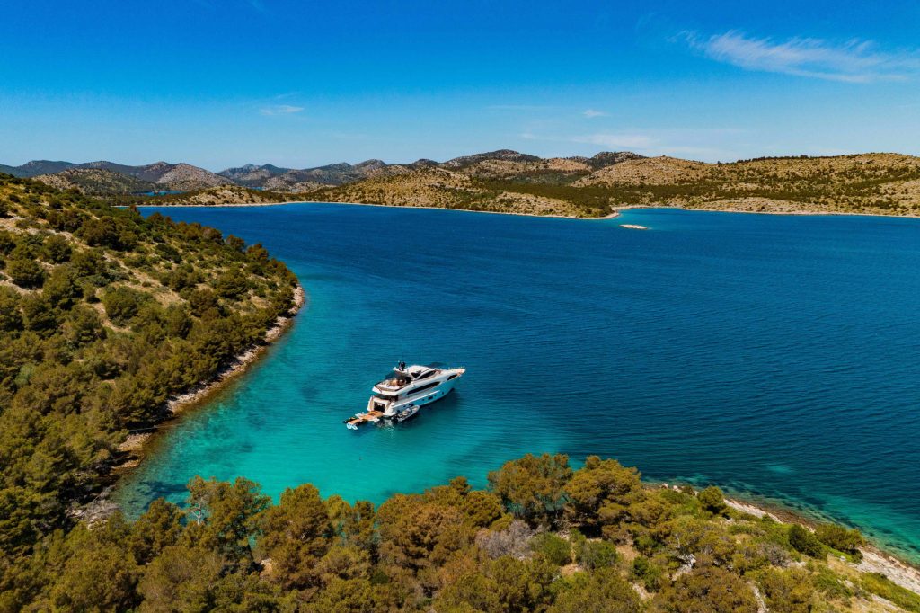 Novela yacht charter anchored in Croatia