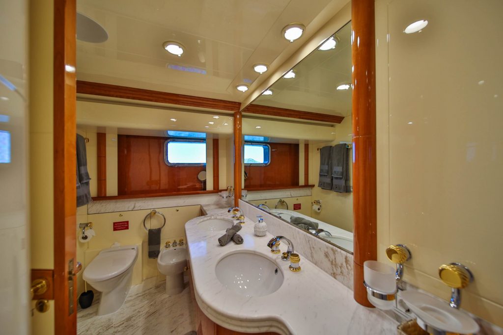 Novela yacht charter vip cabin ensuite bathroom area