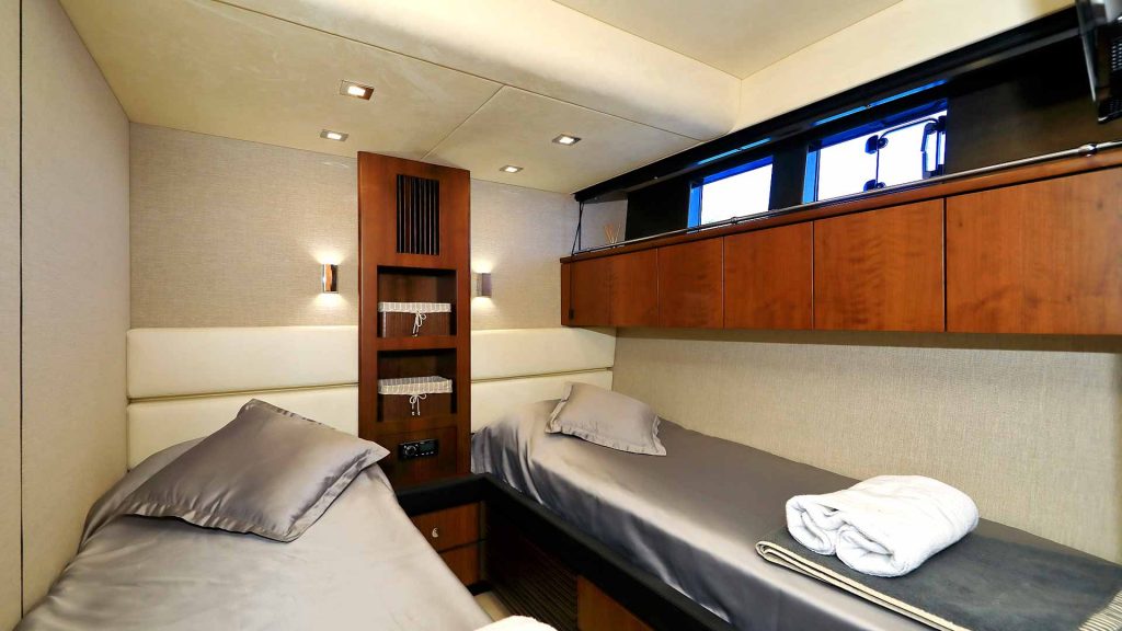 Schatzi Yacht Charter twin cabin beds