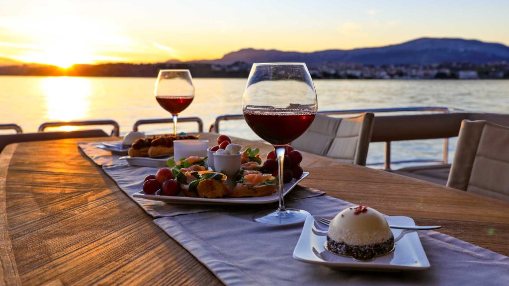 Spice of Life Yacht Charter dining lifestyle
