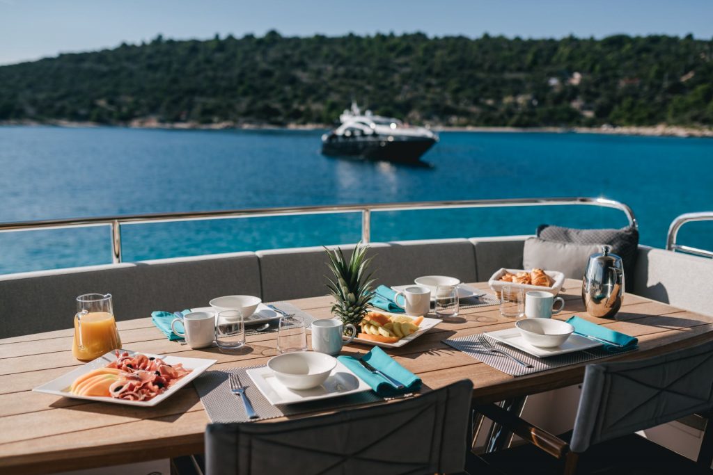 mowana yacht charter breakfast setup