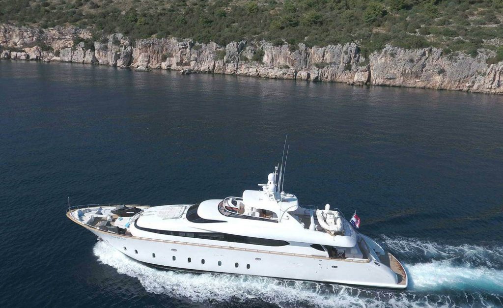 tuscan sun yacht charter speeding in adriatic