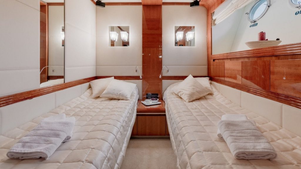 lady mura yacht charter twin cabin