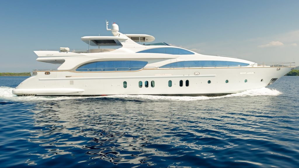 artemy yacht charter side view