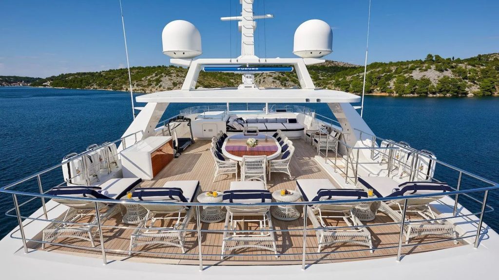 reve dor yacht charter sundeck loungers & dining table