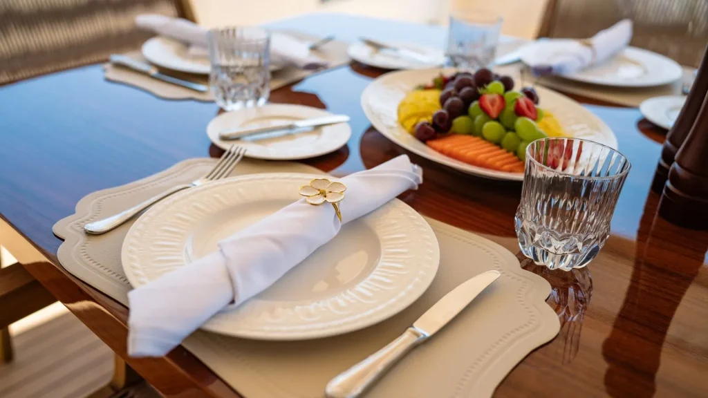 imagine yacht charter breakfast details