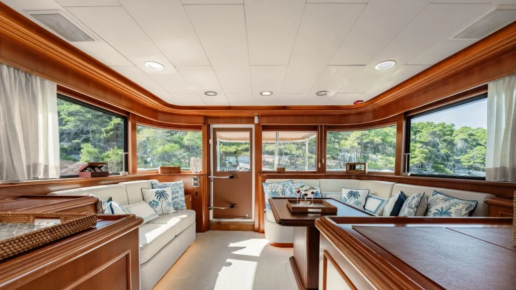 imagine yacht charter bridge deck salon