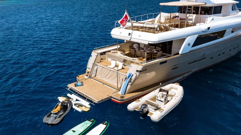 imagine yacht charter swimming platform