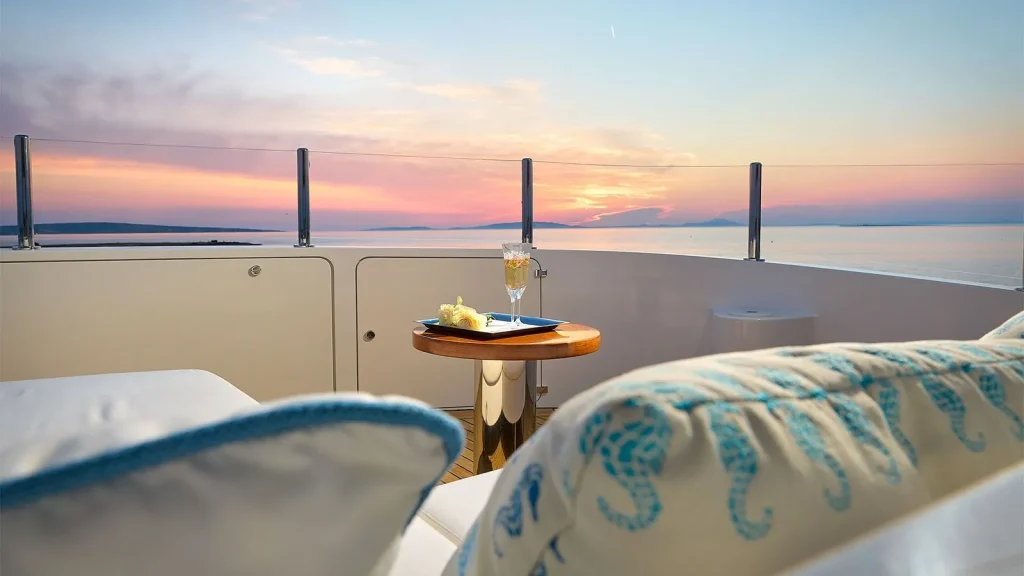 lady mrd yacht charter sunset drinks