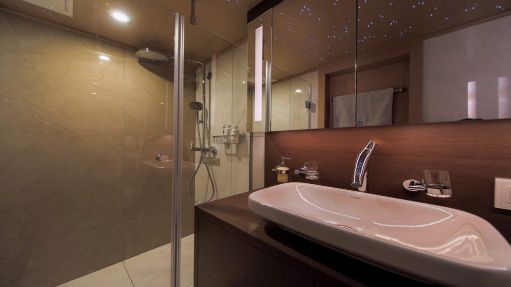 aiaxaia yacht charter en suite bathroom