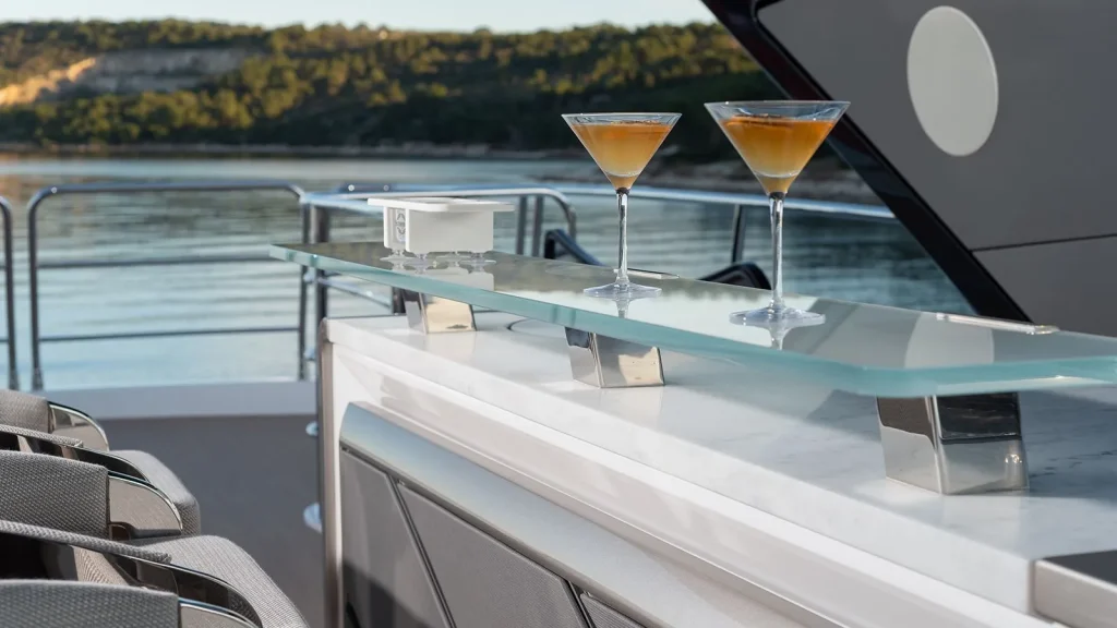 mowana yacht charter sundeck bar
