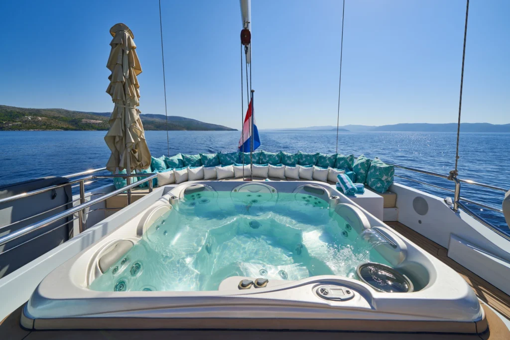 omnia yacht charter jacuzzi