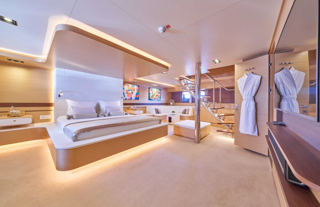 omnia yacht charter master king size bed