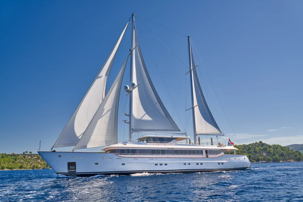 omnia yacht charter sailing