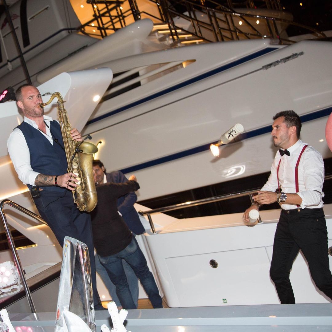 yacht charter party, sax player on a yacht