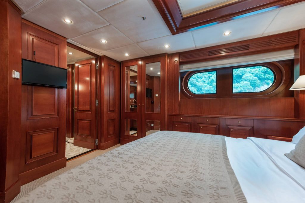Tirea yacht charter double cabin tv view