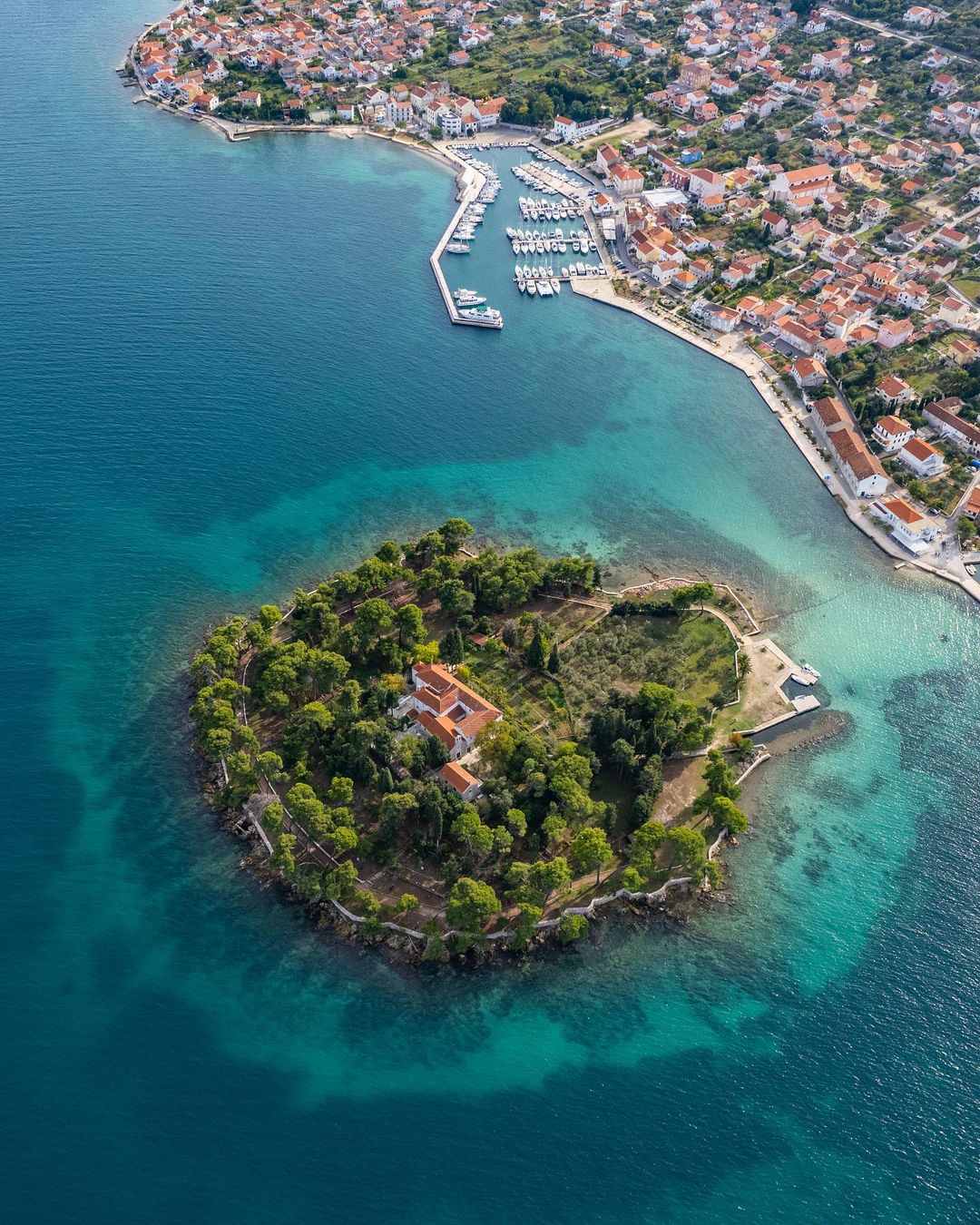 Yacht Charter in Zadar Preko Ugljan Školjic