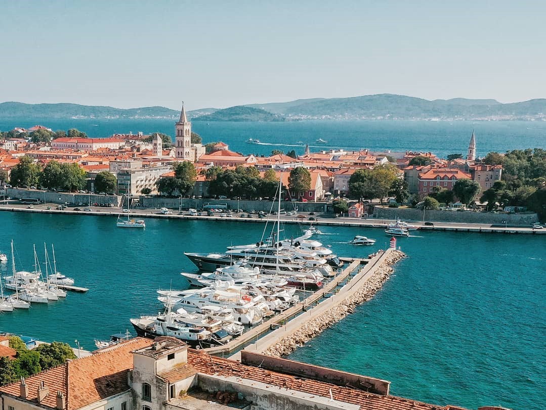 Yacht Charter in Zadar marina Zadar Tankerkomerc