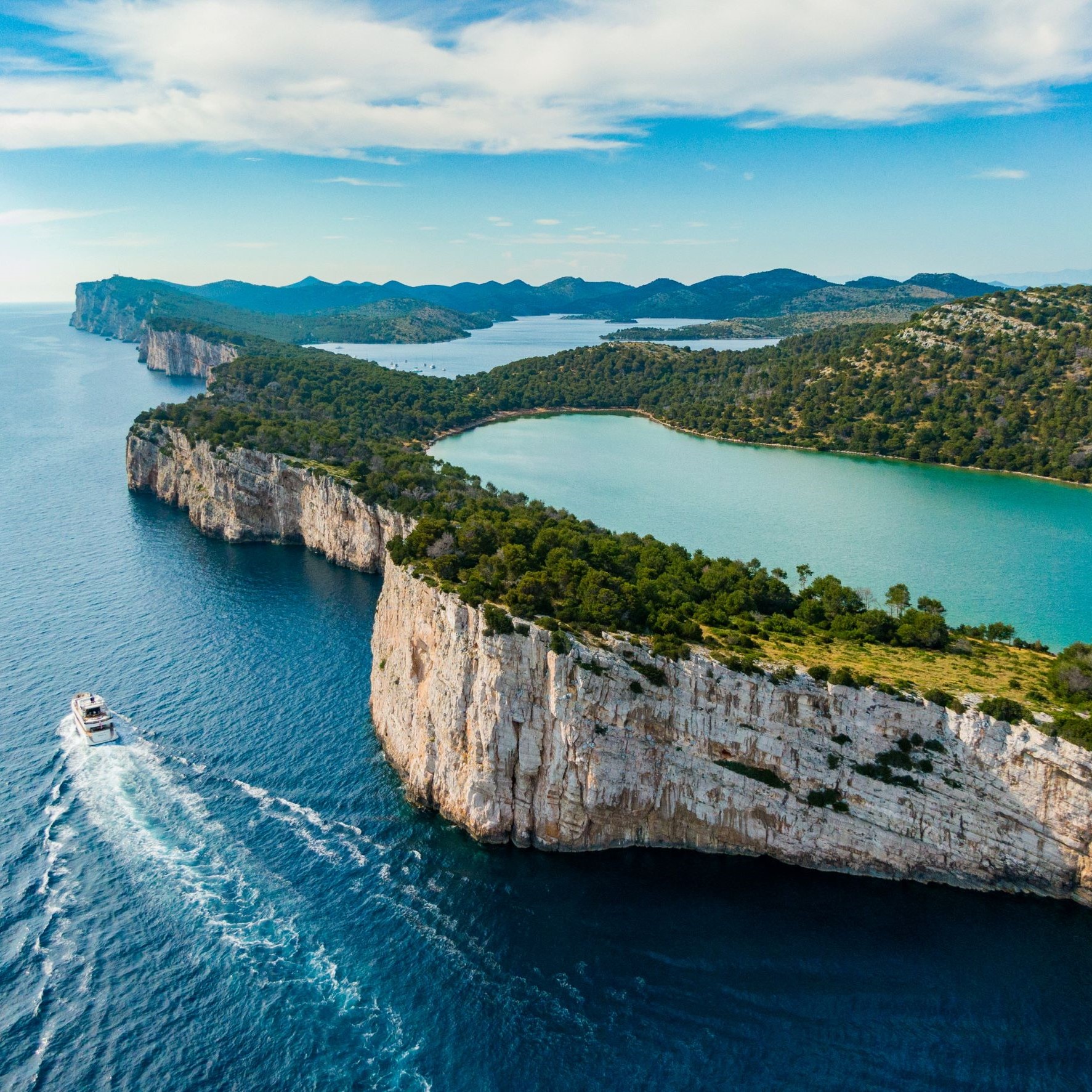 Yacht Charter in Zadar_novela_yacht_telascica_nature_park