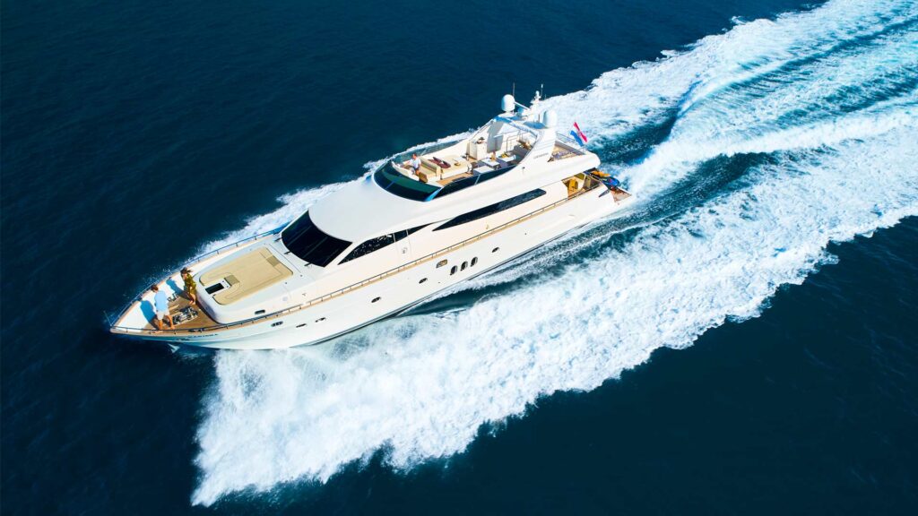 karisma yacht charter at full speed