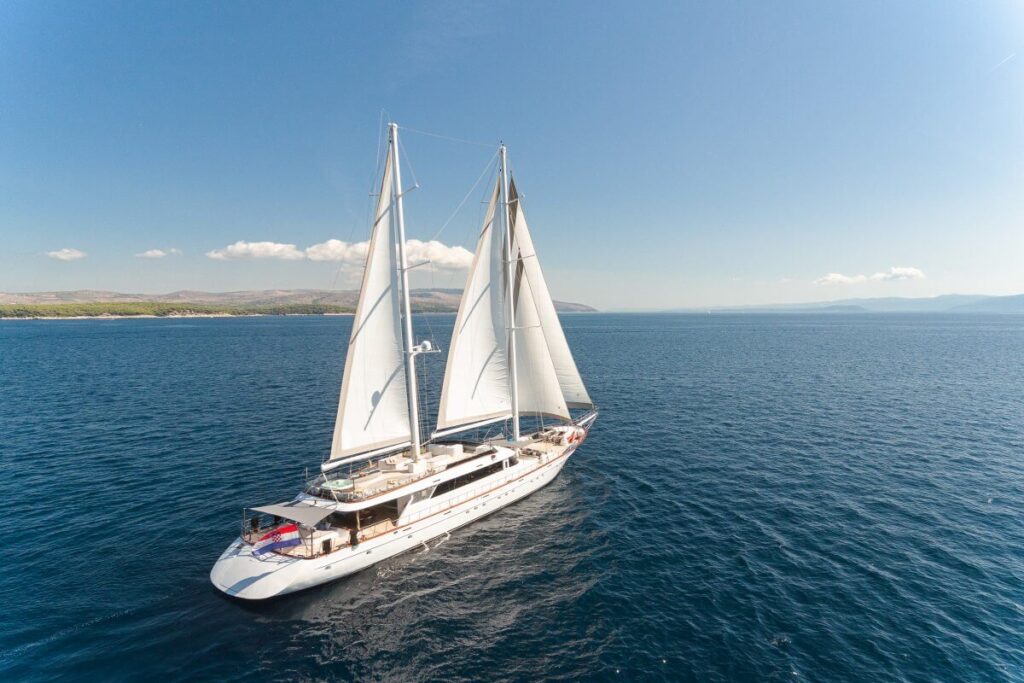 lady gita sailing yacht cruising in croatia