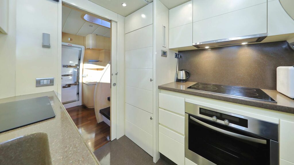 hope i yacht charter galley
