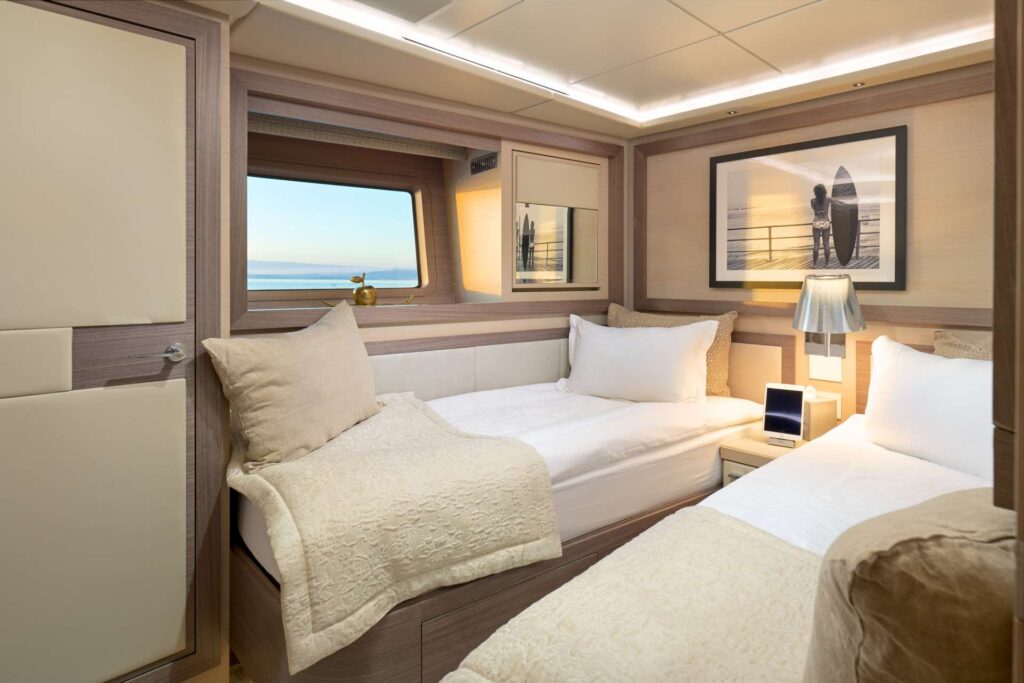 ocean drive yacht charter twin cabin