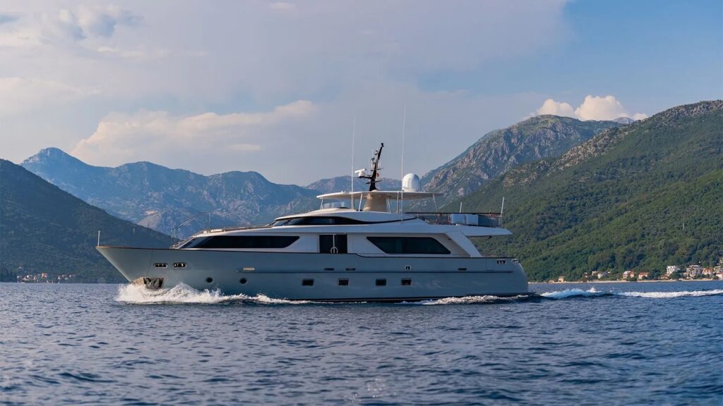 valentina ii yacht charter at cruising speed