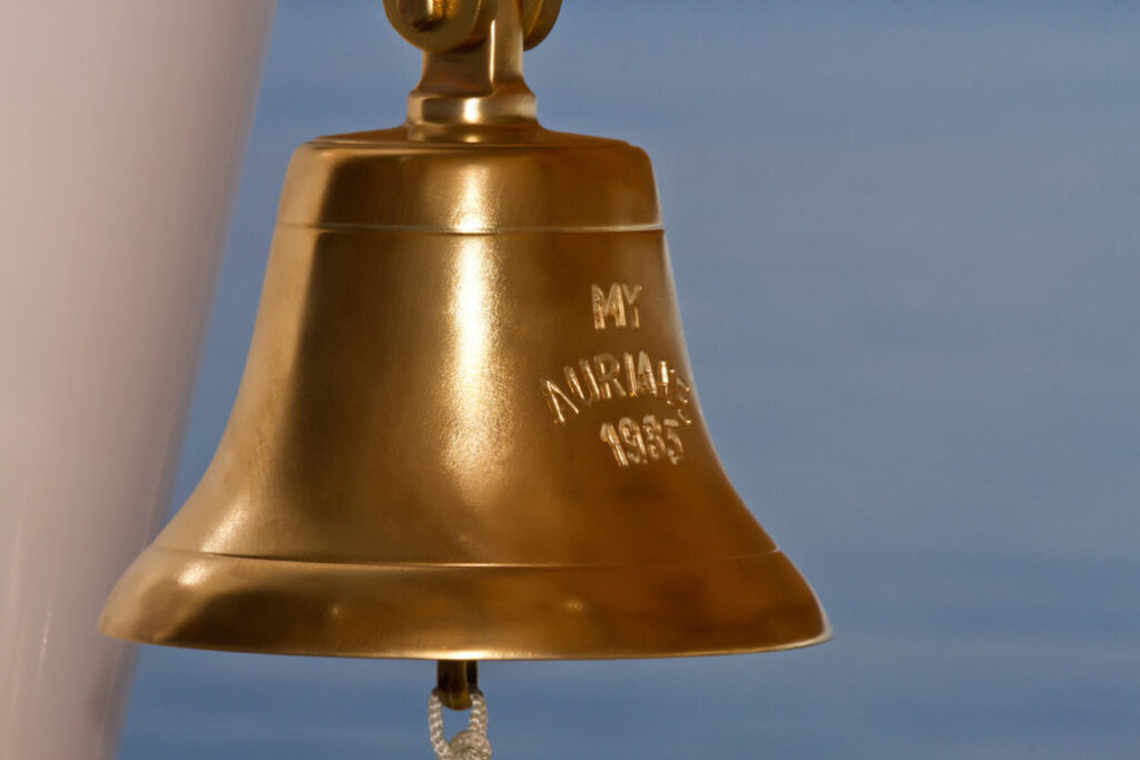 auriane yacht charter bell