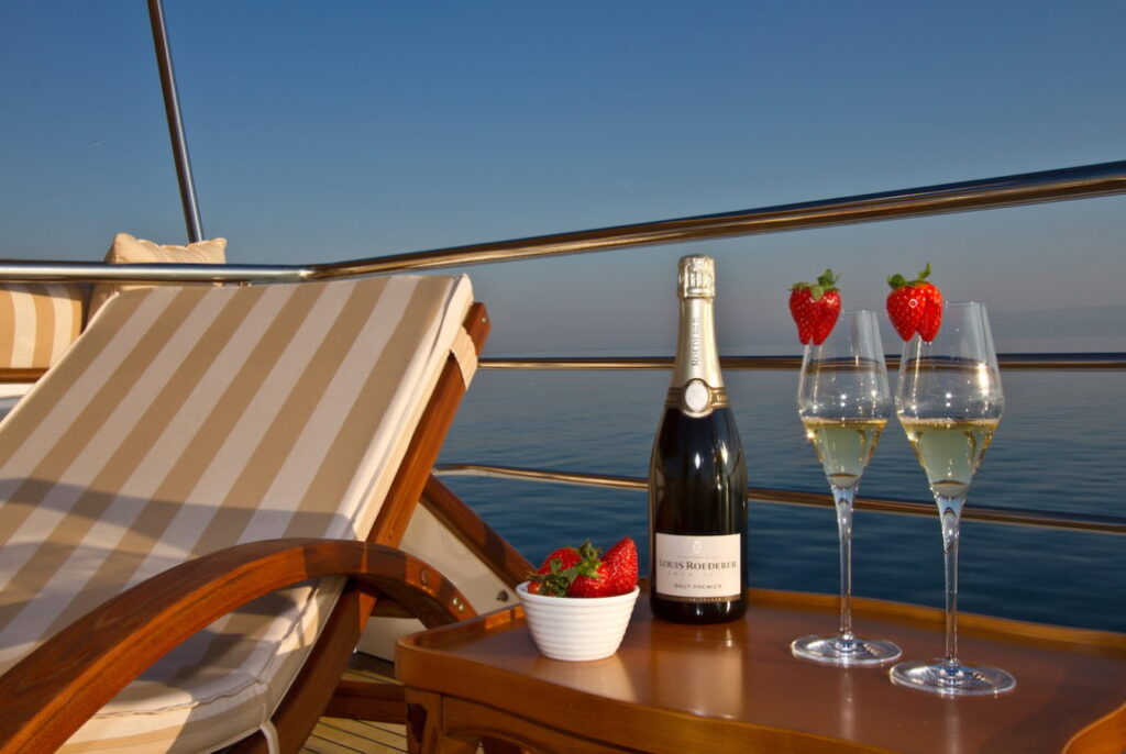 auriane yacht charter champagne