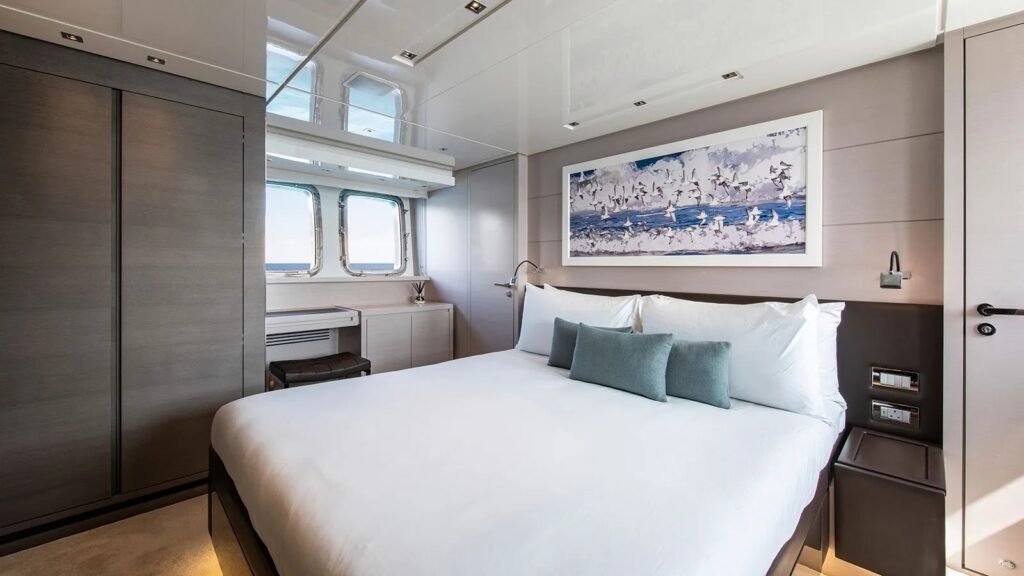 balance yacht charter master bed