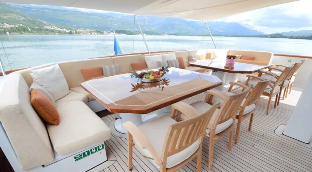 ladyship yacht charter dining area