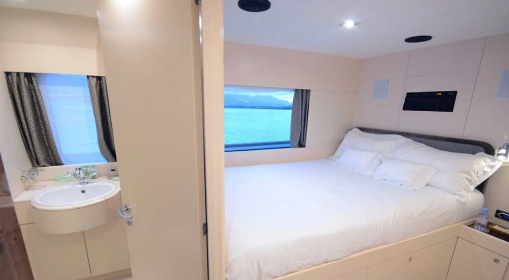 ladyship yacht charter upper deck cabin